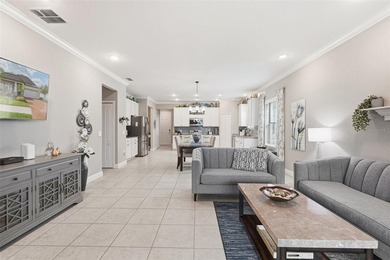 STEP INTO ELEGANCE and comfort with this beautifully maintained - photo 18