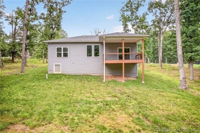 Beautiful new construction tucked away in a quiet cul-de-sac in - photo 33