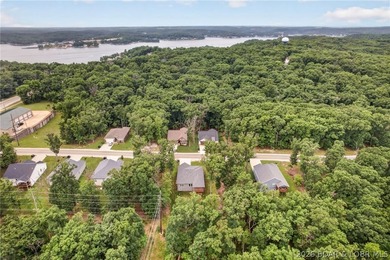 Beautiful new construction tucked away in a quiet cul-de-sac in - photo 38