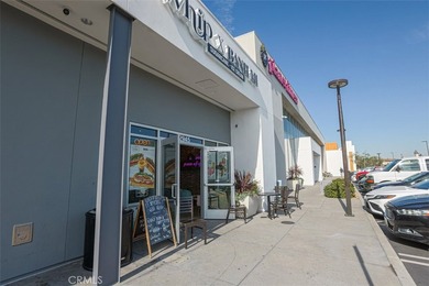 An amazing opportunity to own Whip x Banh Mi, a popular Modern - photo 3