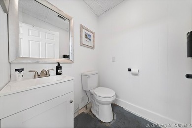 Exceptional commercial opportunity with outstanding visibility - photo 19