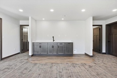 For more information, please contact listing agents Michael - photo 21