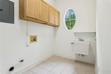 Beautifully maintained home featuring rich hardwood flooring - photo 30