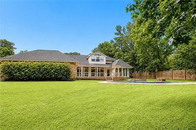 Beautifully maintained home featuring rich hardwood flooring - photo 33