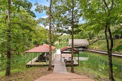 Talk about quintessential Lake Martin cabin living in a PRIME - photo 9