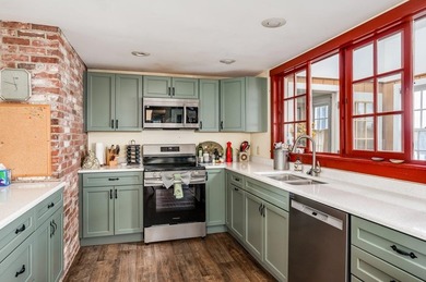 Oh the Views! Perfectly sited, this Quintessential 1780 Colonial - photo 8