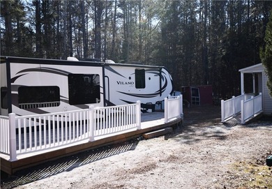 WOW! Price reduction on this 2016- 40 ft. luxury Vanleigh fifth - photo 22