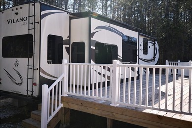 WOW! Price reduction on this 2016- 40 ft. luxury Vanleigh fifth - photo 23