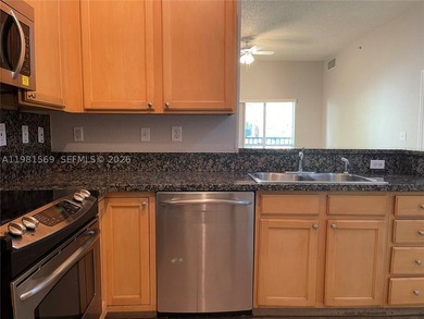 Beautifully remodeled 1010 Sq Ft first-floor 2-bedroom, 2-bath - photo 3