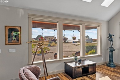 Coastal luxury meets comfort in this custom home within a - photo 4