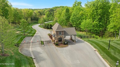 Build your custom dream home on this exceptional direct - photo 13