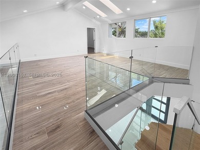 Beautiful and spacious residence located in one of the most - photo 20