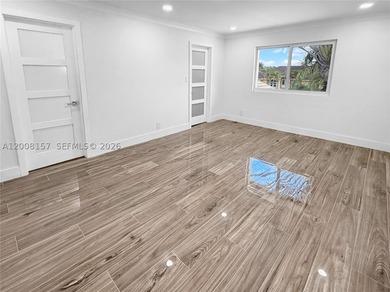 Beautiful and spacious residence located in one of the most - photo 23