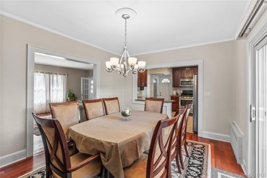 Welcome to this beautifully maintained 3-4 bedroom, 1.5 bath - photo 7