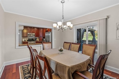 Welcome to this beautifully maintained 3-4 bedroom, 1.5 bath - photo 8