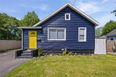 Welcome to 193 Myrtle St! This home offers convenient layout - photo 1