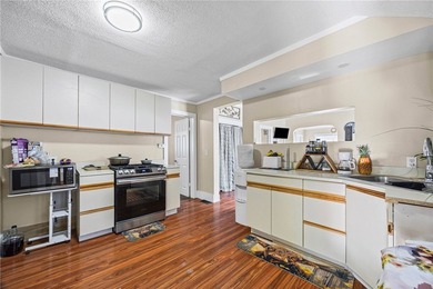 Welcome to 193 Myrtle St! This home offers convenient layout - photo 10