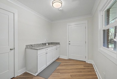 Tucked away on a quiet cul-de-sac, this beautifully renovated - photo 20