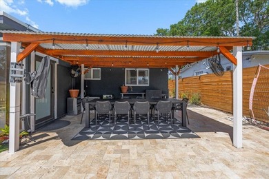 Beautiful Fort Lauderdale home, with a brand new roof. Centrally - photo 25