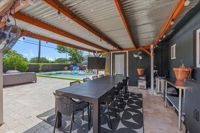 Beautiful Fort Lauderdale home, with a brand new roof. Centrally - photo 26