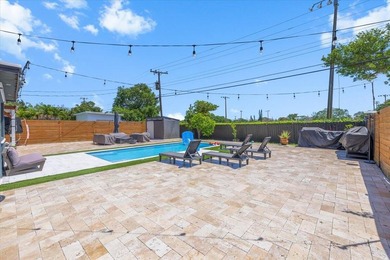 Beautiful Fort Lauderdale home, with a brand new roof. Centrally - photo 28