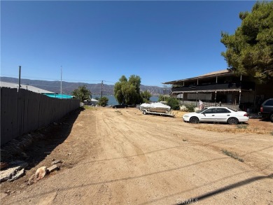 Lake Lot Sale Pending in Lake Elsinore, California