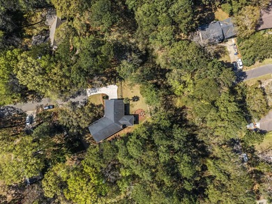 Tucked away on a quiet cul-de-sac, this beautifully renovated - photo 50