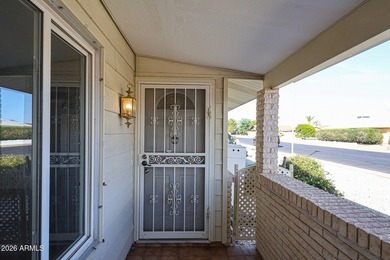 Looking to enjoy a Sun City Lifestyle? This is a well maintained - photo 3