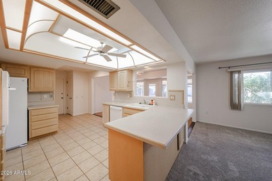 Looking to enjoy a Sun City Lifestyle? This is a well maintained - photo 10