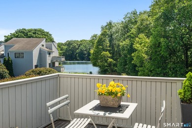 Welcome to Rowayton Woods! Conveniently located just minutes - photo 15