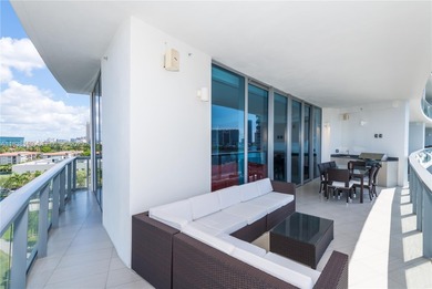 Welcome to the fabulous Echo Aventura . This 2 bedrooms corner