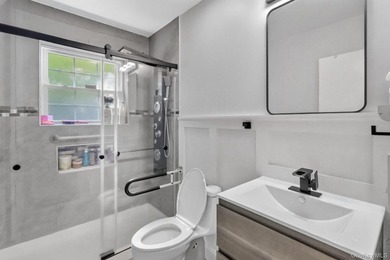 Welcome to this beautifully maintained Post-Modern ranch - photo 20