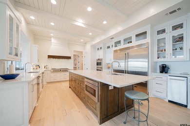 PREMIER WATERFRONT ESTATE ON BEAUTIFUL LAKE CYPRESS SPRINGS - photo 15