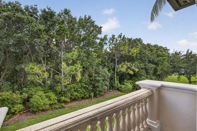 Nestled in the highly desirable Jupiter Country Club, this - photo 44