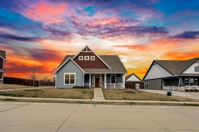 Joe Pool Lake Home For Sale in Grand Prairie Texas