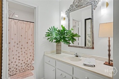 Welcome to 2 Mackay Lane, a designer's island retreat where a - photo 20