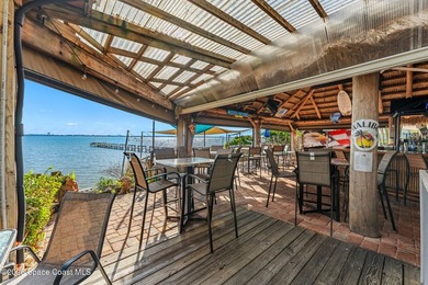 Direct Indian River waterfront restaurant and entertainment - photo 21