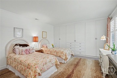 Welcome to 2 Mackay Lane, a designer's island retreat where a - photo 21