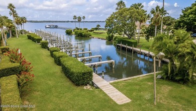 Boat dock, pool, 1 acre and a South Tropical Trail address. This - photo 2