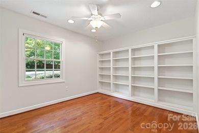Welcome to your new home in the highly desirable Spring Hill - photo 32