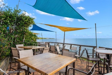 Direct Indian River waterfront restaurant and entertainment - photo 38