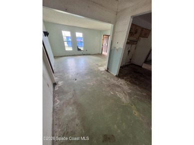 INVESTOR ALERT! Seller will consider all offers! Incredible - photo 8