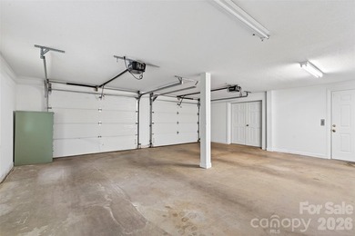Welcome to your new home in the highly desirable Spring Hill - photo 42