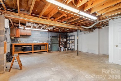 Welcome to your new home in the highly desirable Spring Hill - photo 43