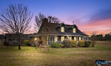 Lake Home For Sale in Centre, Alabama