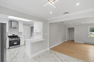 Beautifully renovated and move-in ready corner property located - photo 22