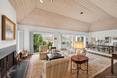 Quogue Waterfront Tucked away on a quiet, coveted creek in - photo 7