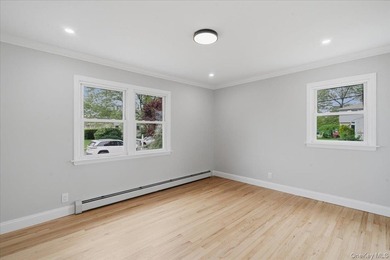 Beautifully renovated and move-in ready corner property located - photo 29