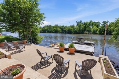 78 W Indian Lane offers suburban waterfront living at its finest - photo 3