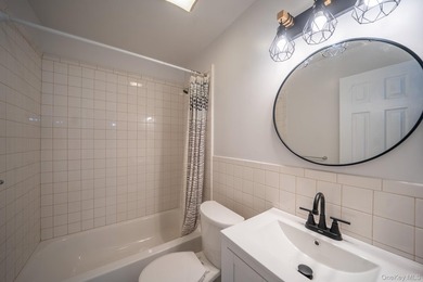 Welcome to this beautifully designed 2-bedroom, 2-full-bathroom - photo 12